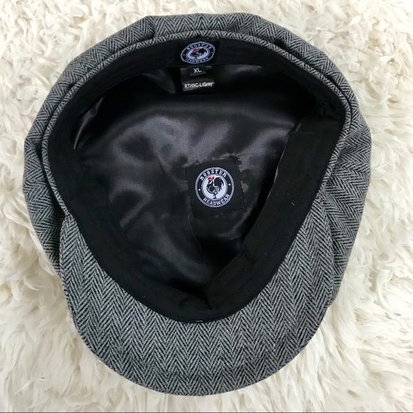 rooster newsboy cap